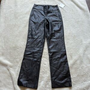BB Dakota Faux Leather Straight-Leg Pants – Size XS | NWT | Sleek Street Style